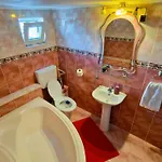 Casa Daniela Două Mai