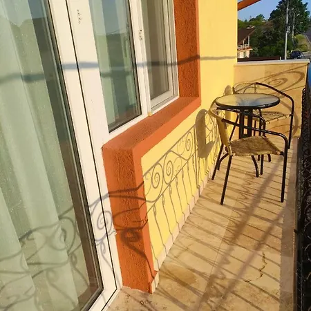 ゲストハウス Casa Daniela ドウア・マ